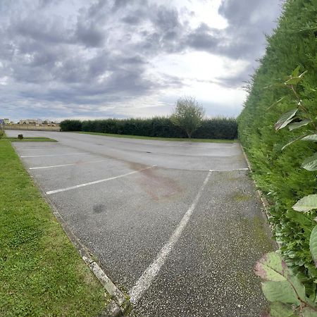 Kyriad Direct Dreux Exterior photo