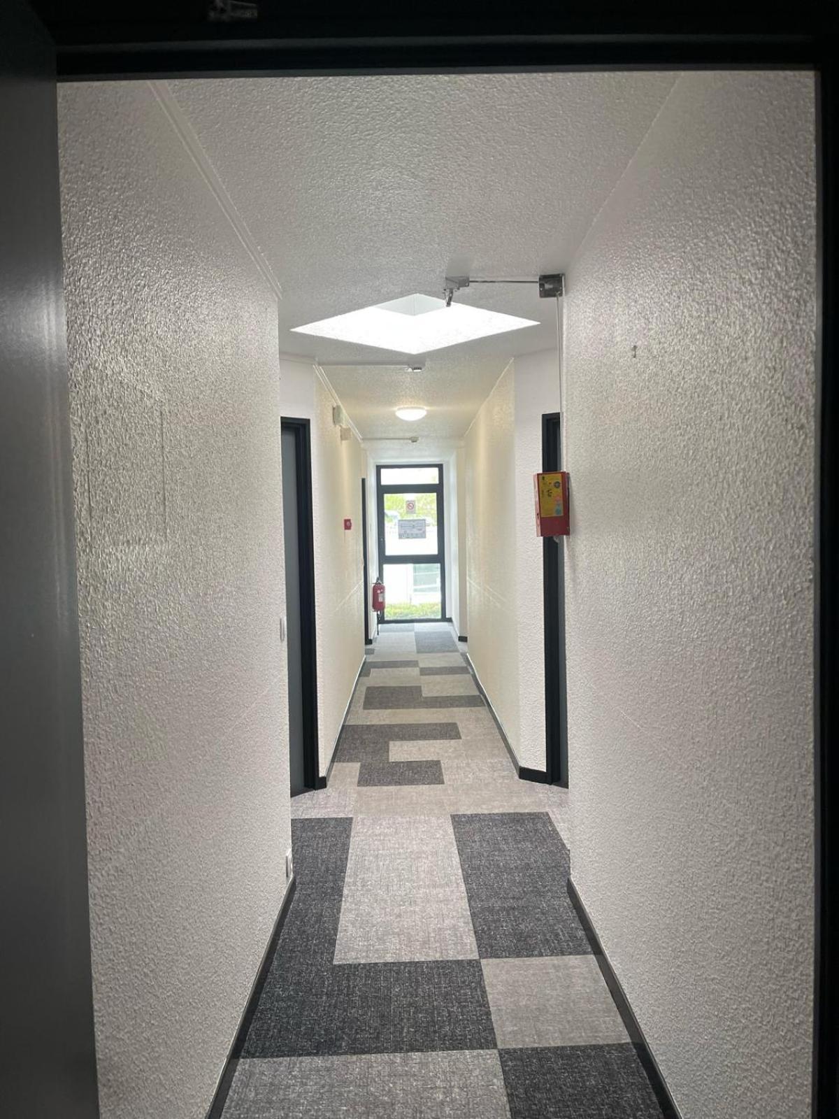 Kyriad Direct Dreux Exterior photo